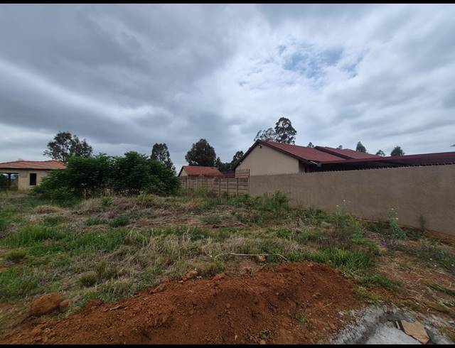 985M² VACANT LAND SOLD IN UNITAS PARK